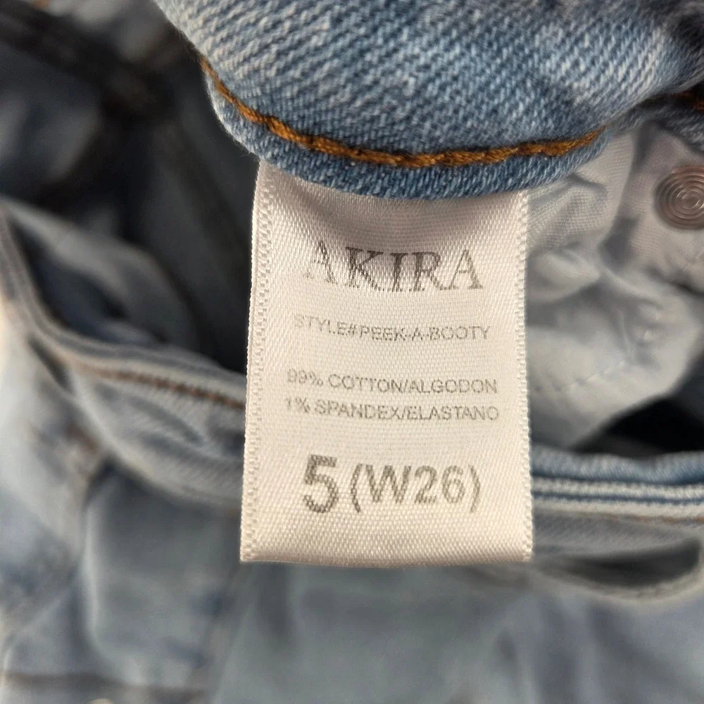 AKIRA light wash